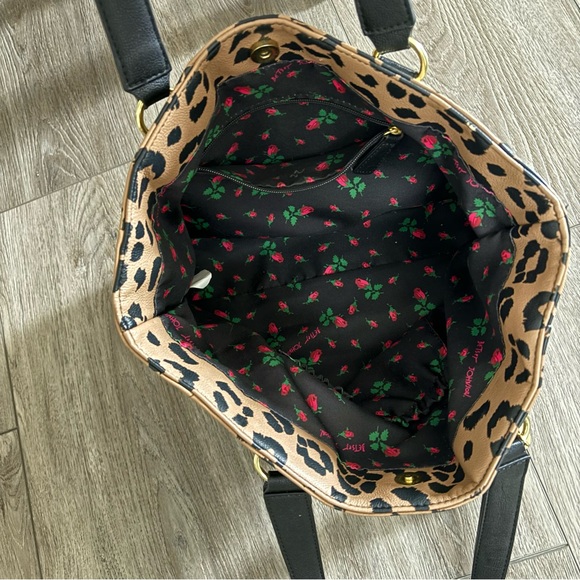 Betsey Johnson Animal Print Purse & Wallet Black Two Strap Bag Cat Lady Leopard - Picture 6 of 16